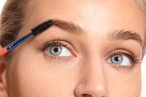 cirugia capilar cejas